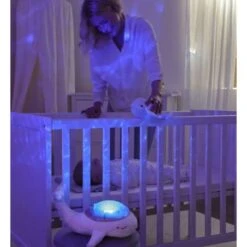 Cloud-B Cloud B Tranquil Whale Family, White -Anbbaby Shop Cloud B Tranquil Whale Family White Lifestyle