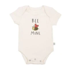 Finn & Emma Short Sleeve Graphic Bodysuit, Bee Mine