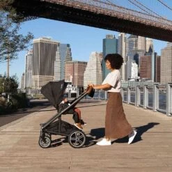 Nuna Mixx Next Stroller -Anbbaby Shop NUNA MIXX Next Stroller with Magnetic Buckle 8