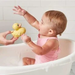 Itzy Ritzy Ducky Family Bath Toys -Anbbaby Shop itzy ritzy ducky family bath toysirrd8553anb babyanb baby 144572