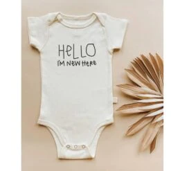 Tenth & Pine Hello I'm New Here Organic Cotton Onesie -Anbbaby Shop tenth pine hello im new here organic cotton onesietpssohnh03anb babyanb baby 610417